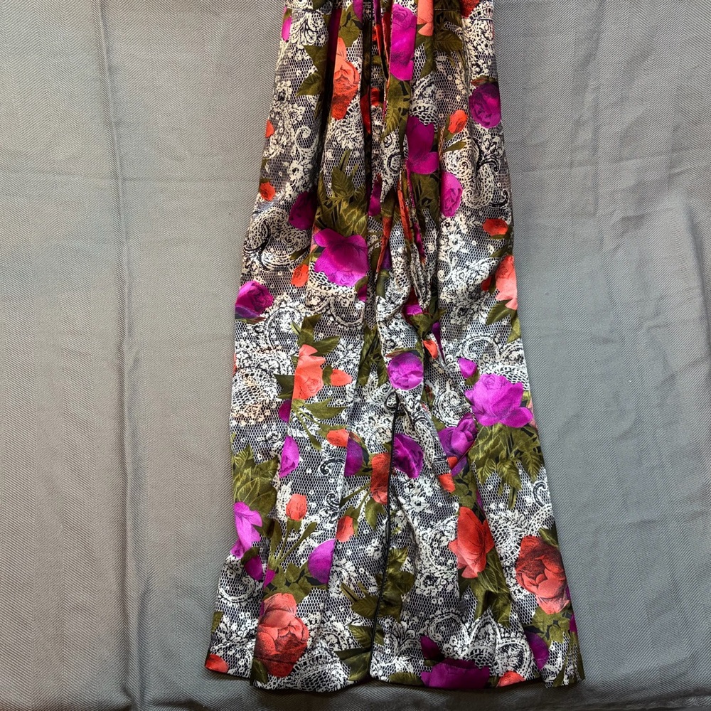 Nordstrom lingerie women’s size large robe with belt style number 720075P floral - Picture 2 of 6